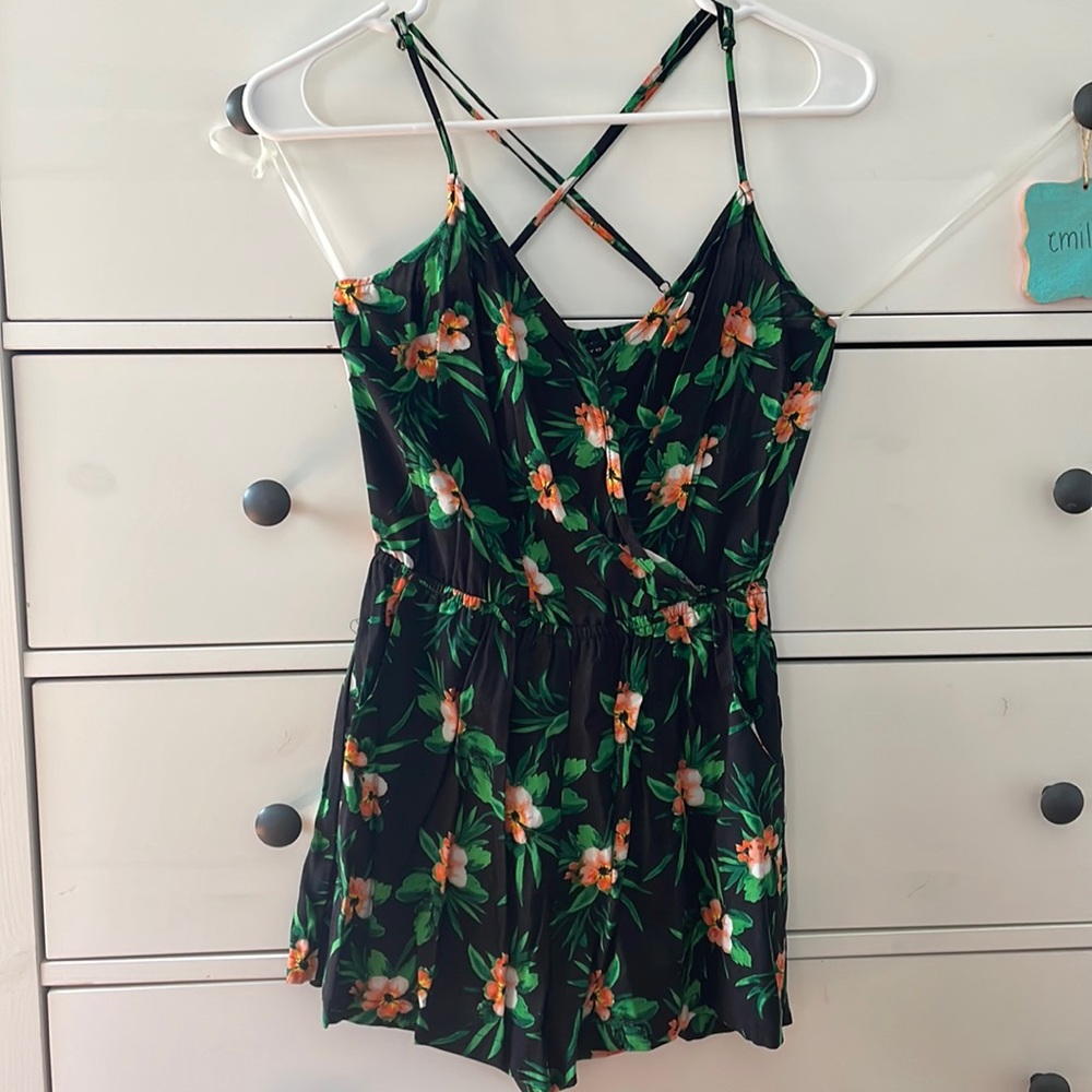 Floral Romper with Cross Back and Pockets